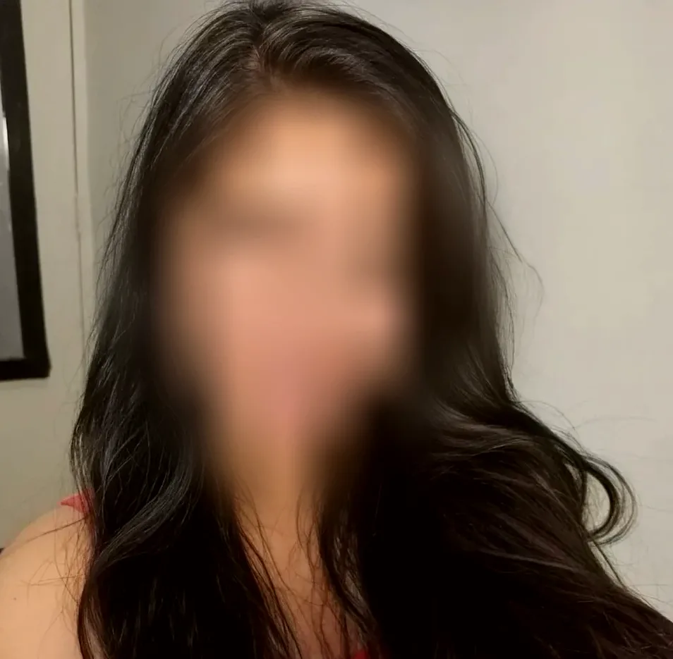 Sina, 21